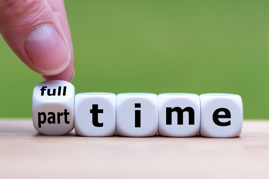 part-time-vs-full-time-employees